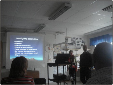 Seminarji in predstavitve primerov dobrih praks.